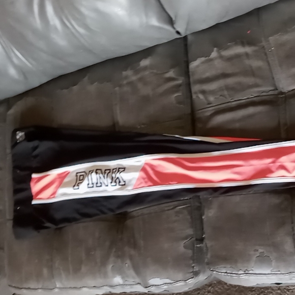 Victoria's Secret Pink outfit - Picture 4 of 8